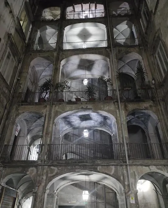 Fashion Cathedral Apartment, Centro Storico Napoli Apartment