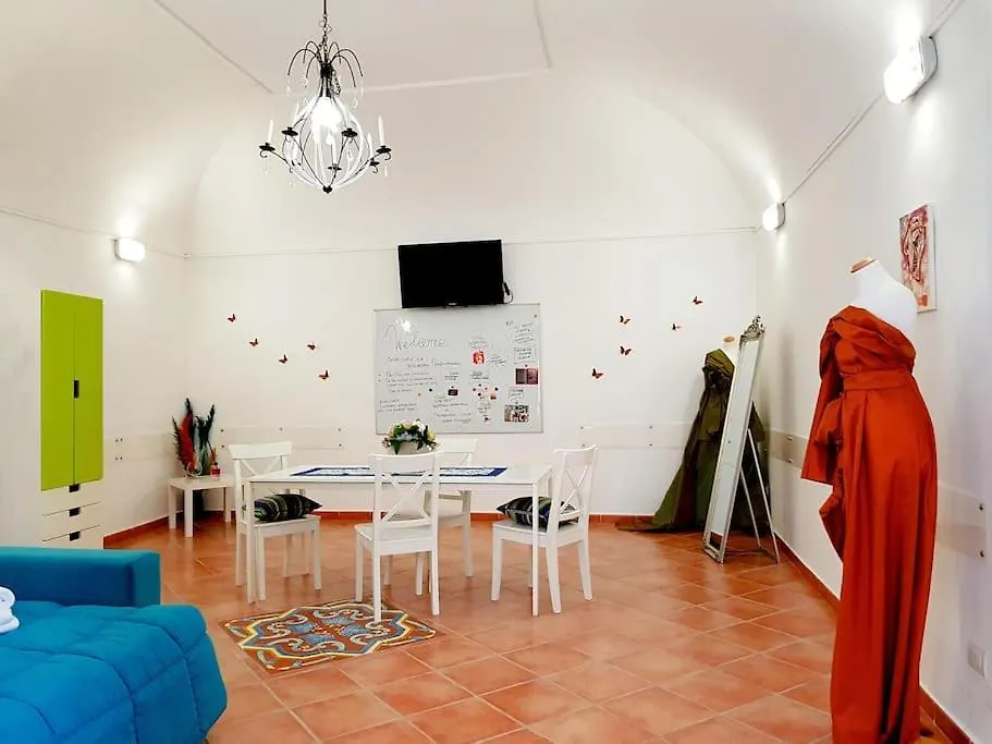 Fashion Cathedral Apartment, Centro Storico Napoli 0*, Naples